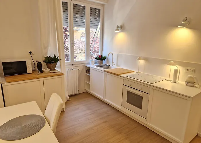 La Casa Bianca Di Jo La Spezia